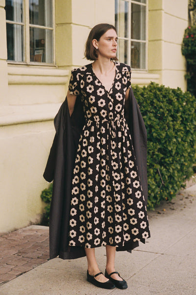 The Dawn Dress | Noir Daisy