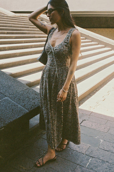 The Alessandra Dress Petites | Fern Flanders Poppy