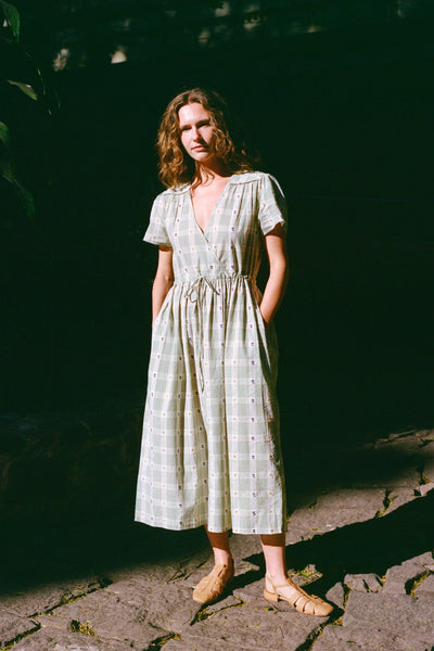 The Dawn Dress Petites | Linden Picnic Floral