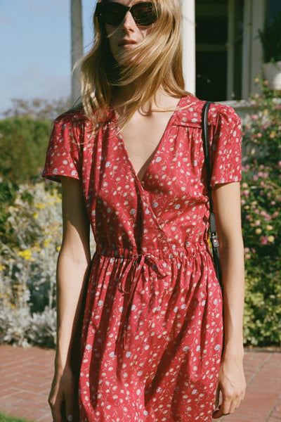 The Simple Dawn Dress | Cascading Daisy