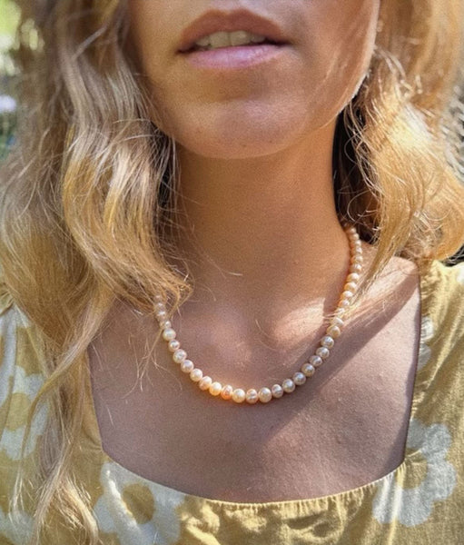 Pearl Necklace |Iridescent